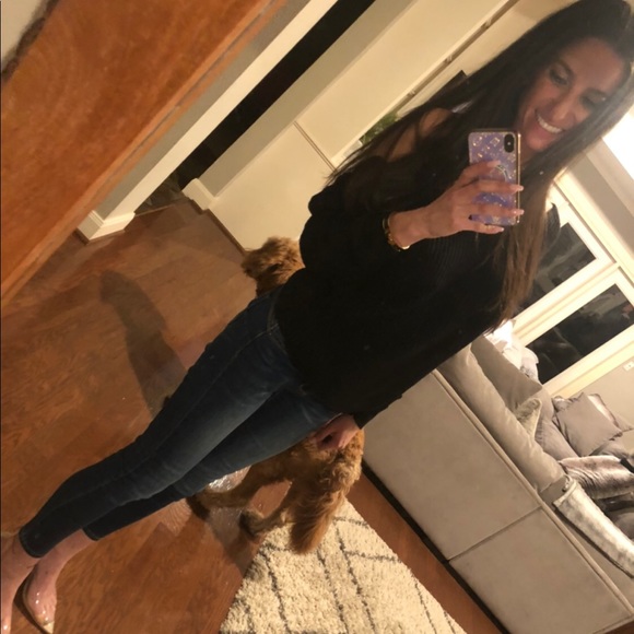 Meet your Posher, Staci - Picture 2 of 4